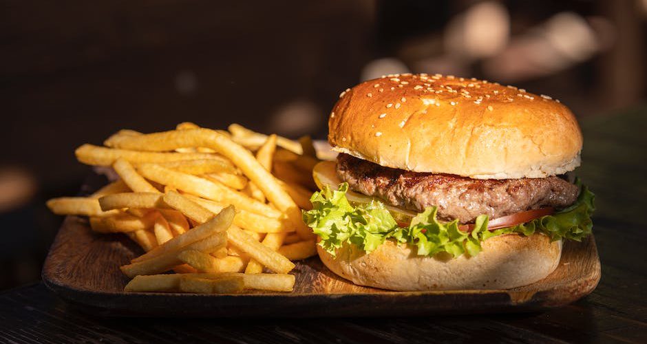 The Ultimate Guide to Healthy Snacks: From Meal Prep to Portion Control.